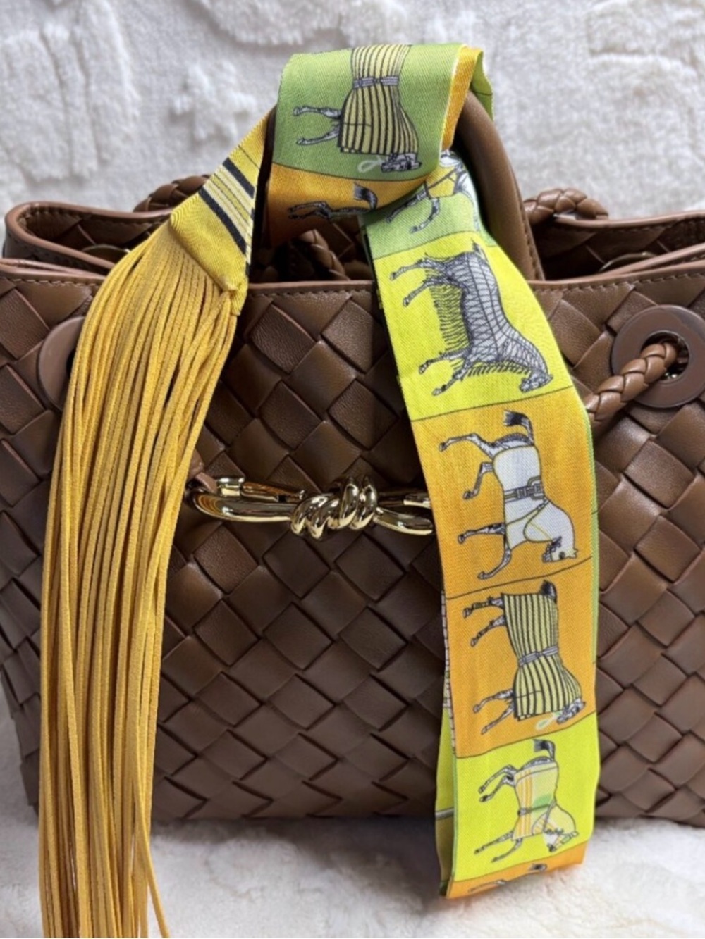 HANDBAG FRINGED TWILLY SCARF